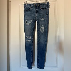 American Eagle Outfitters Women's Distressed Blue Jeans